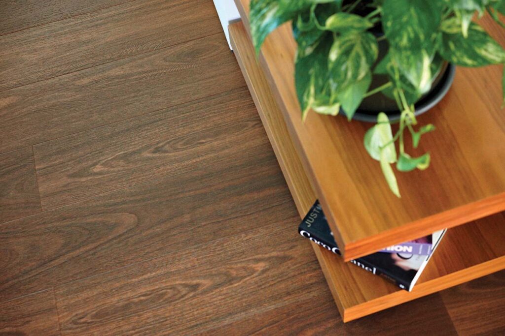 Natural Oak Vinyl Plank - Heartridge Flooring