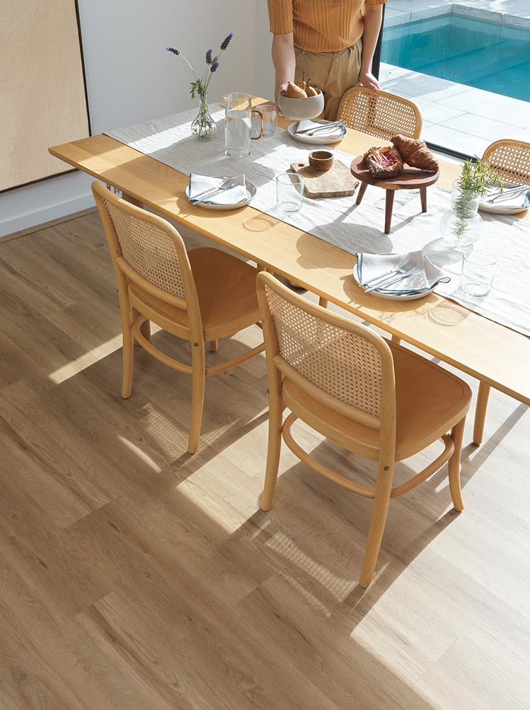 Summerhill Burlywood Dining Room