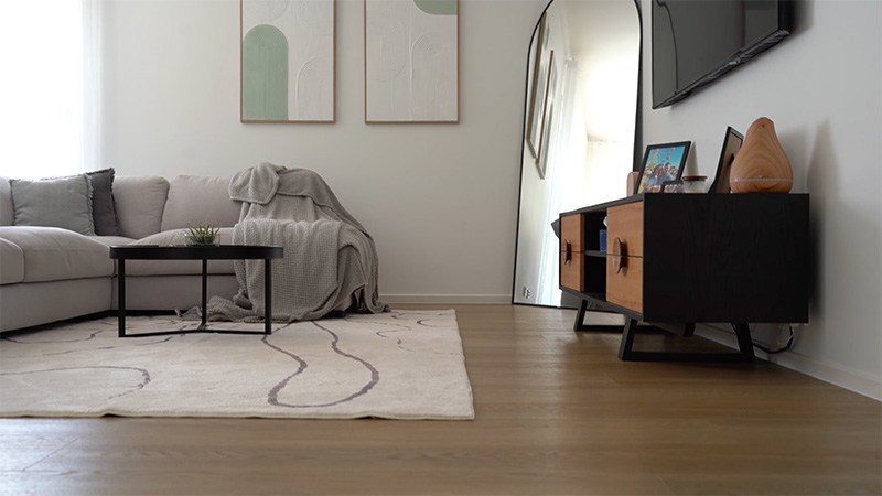 closeup of flooring in living room